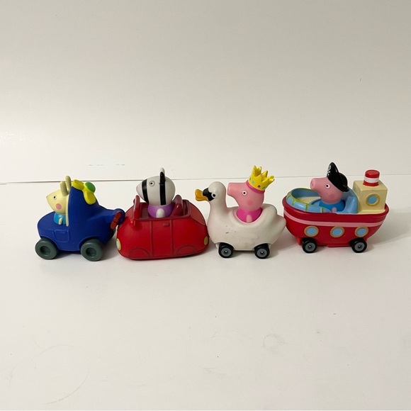 Lot of 4 Cars Peppa Pig Car Figures Buggy Racers Wheelin Jazwares - Picture 2 of 16